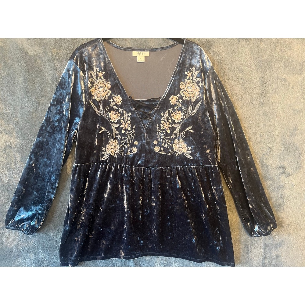 VTG Style &Co Womens Sz L Poet Top Ice Blue Embroidered Floral Velour Boho Fairy